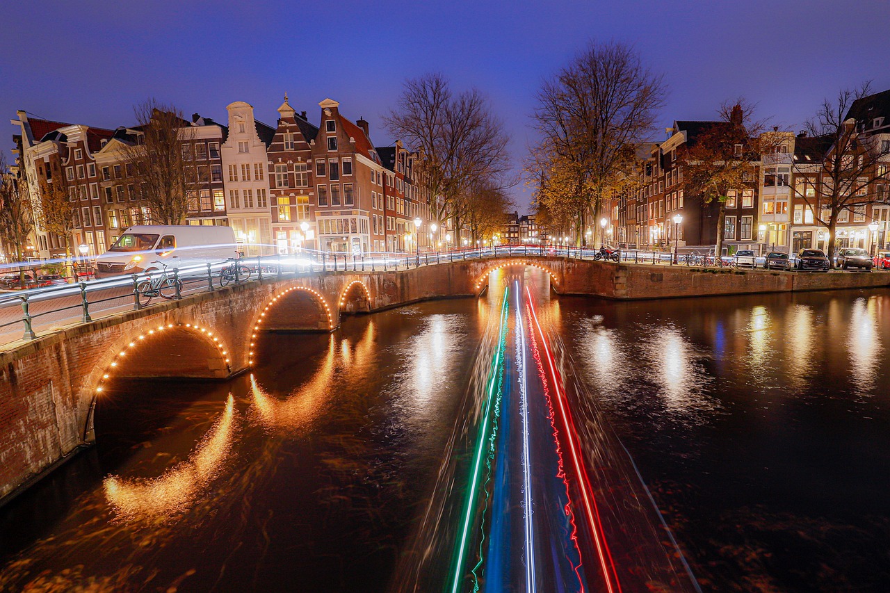 amsterdam 4693608 1280