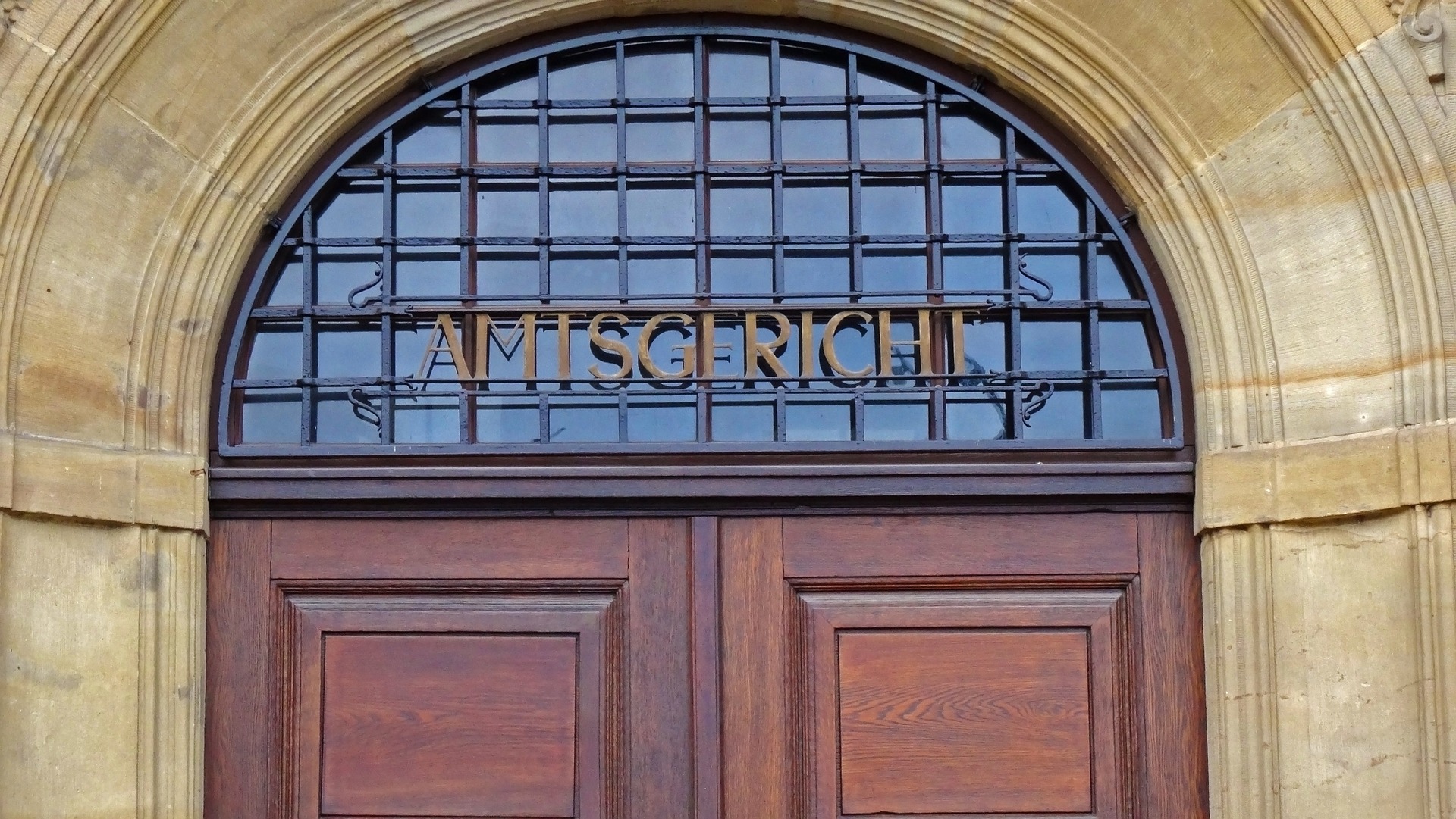 district court g9224896e8 1920