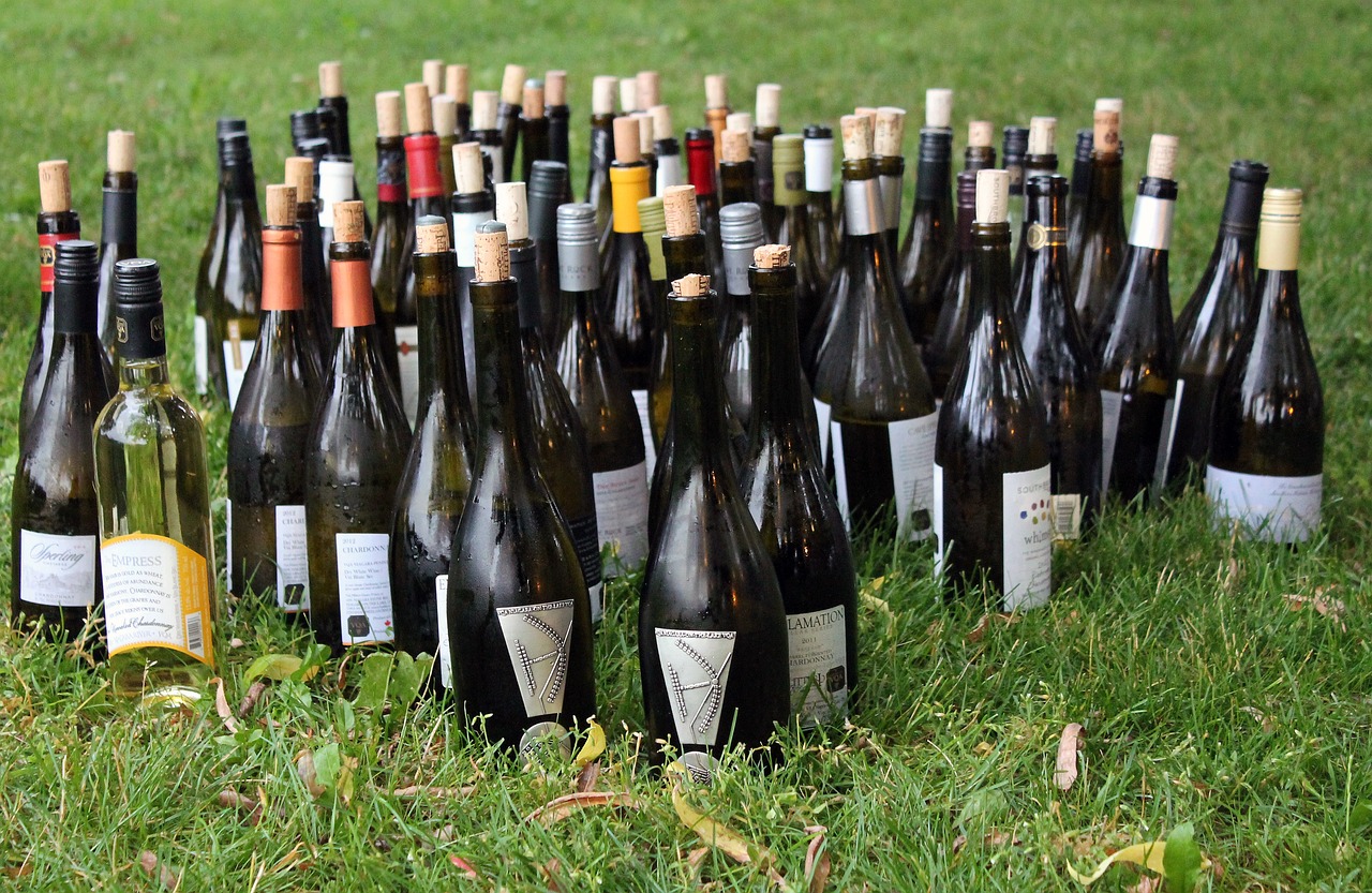 wine bottles 1180187 1280